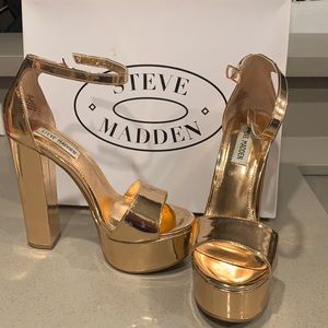 Steven Madden Gonzo Shoes in Rose Gold Size 7